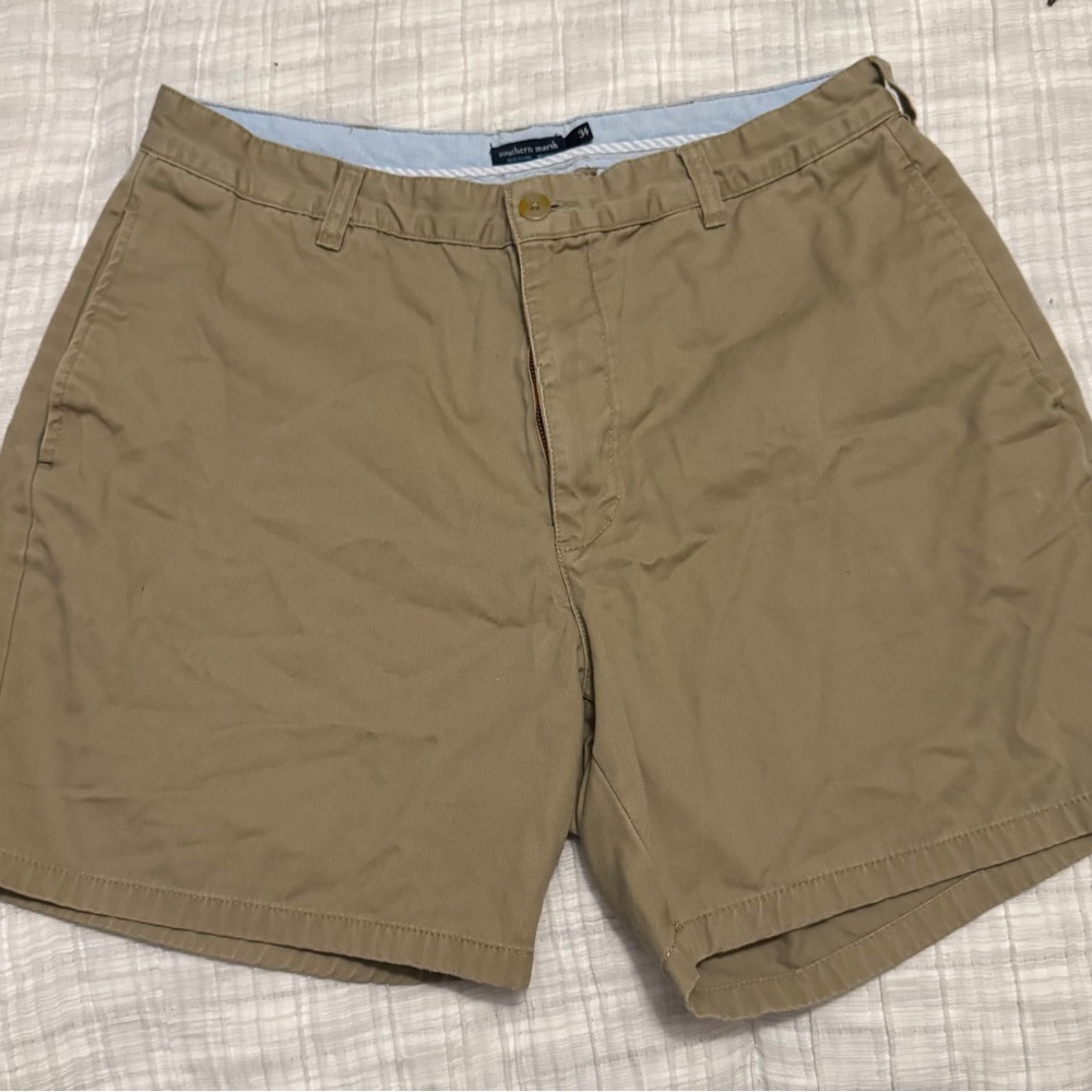 Southern Marsh Men's Khaki Flat Front Shorts